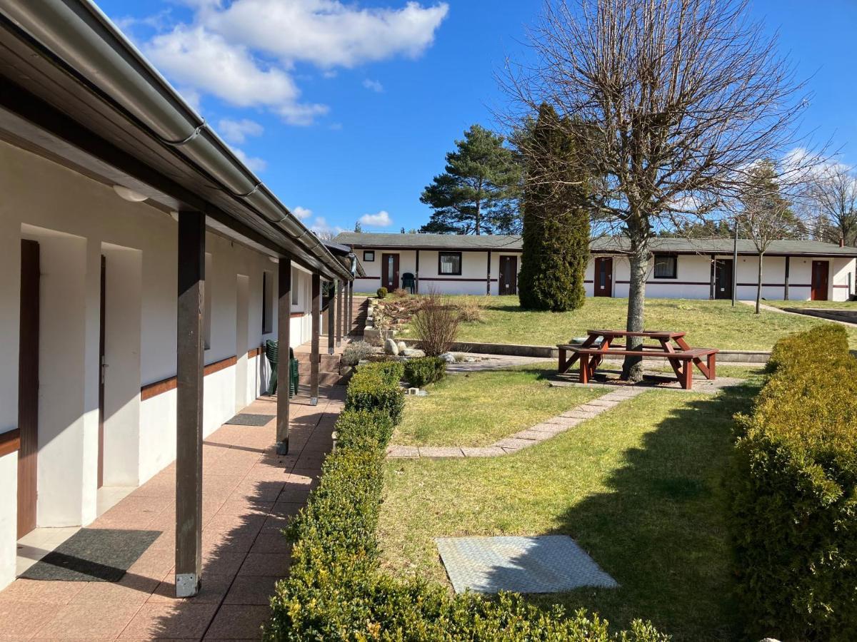 Raj Sportovni A Rekreacni Resort Branzez Knezmost Exterior photo