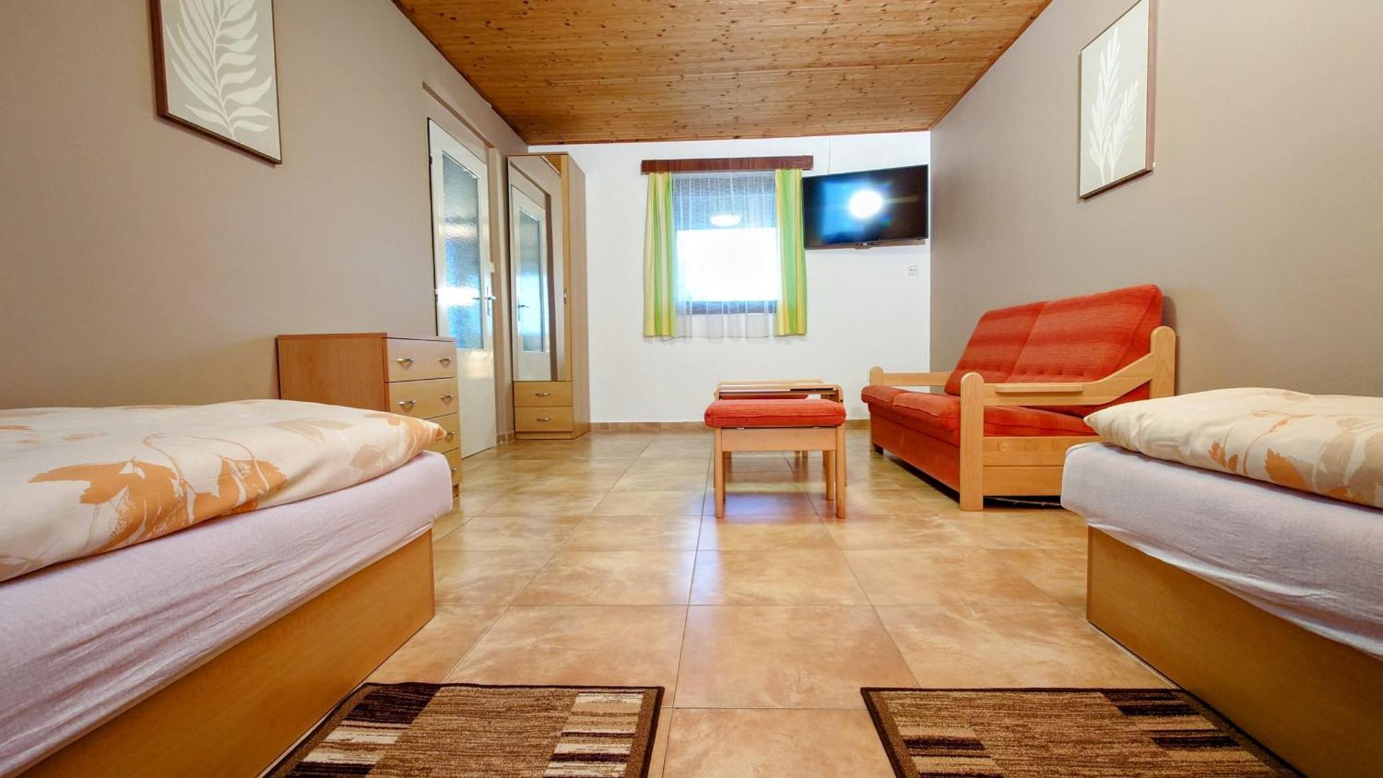 Raj Sportovni A Rekreacni Resort Branzez Knezmost Exterior photo