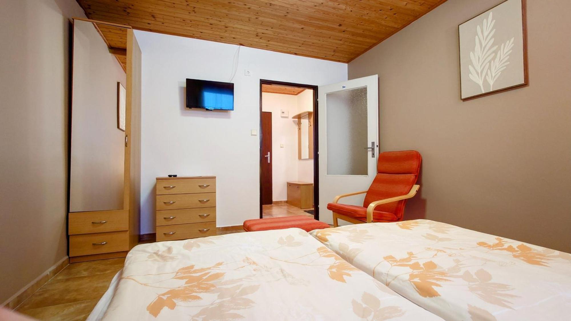 Raj Sportovni A Rekreacni Resort Branzez Knezmost Exterior photo