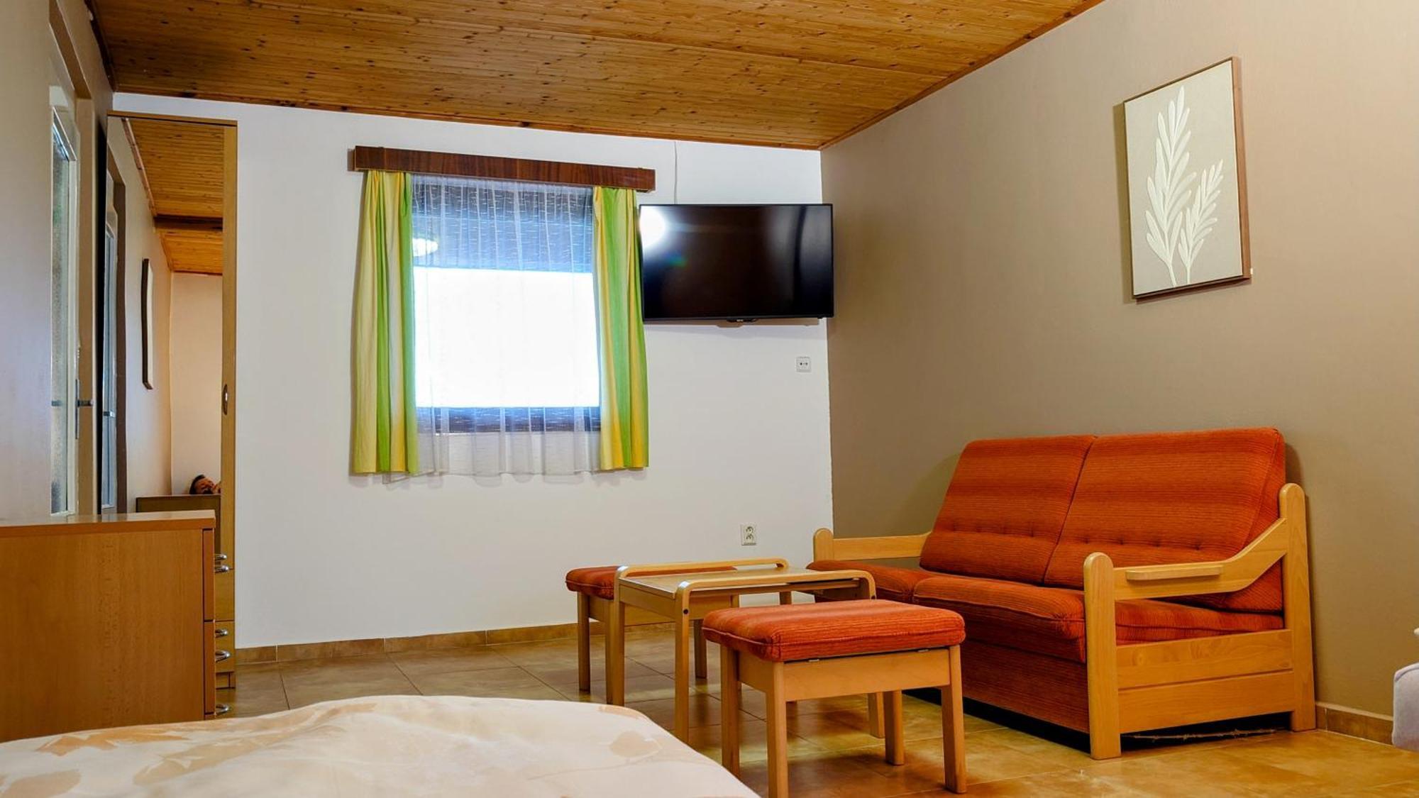 Raj Sportovni A Rekreacni Resort Branzez Knezmost Exterior photo